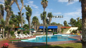 Отель Hotel Las Palmas Midway Inn  Матеуала
